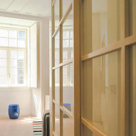 Chiado Riverside Modern Stylish Apartament